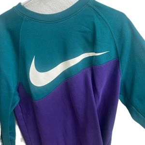 Vintage Colorblock Nike Sweater